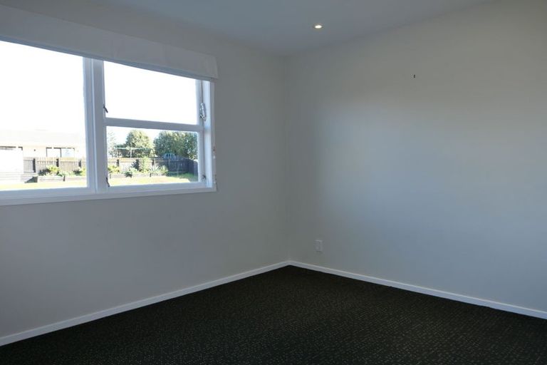 Photo of property in 29 Titoki Road, Waikanae Beach, Waikanae, 5036