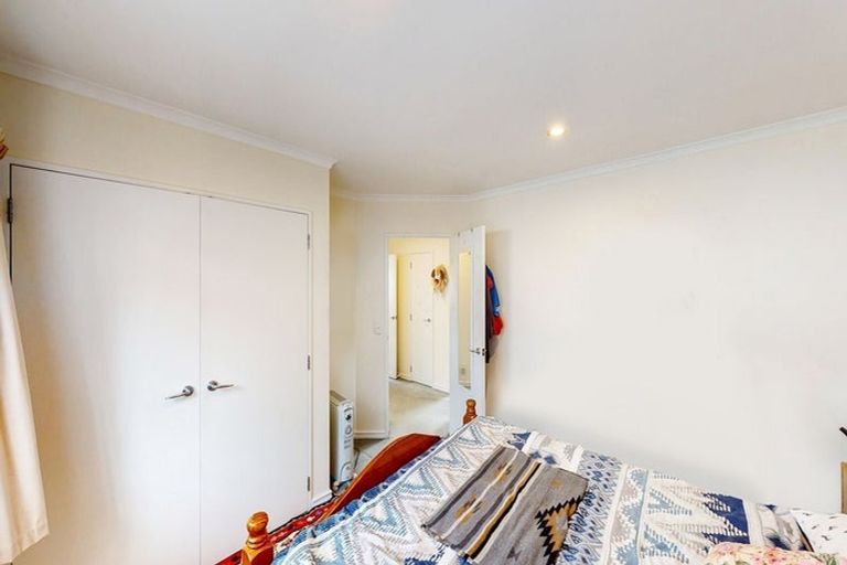 Photo of property in Miramar Villas, 6u7 Brussels Street, Miramar, Wellington, 6022