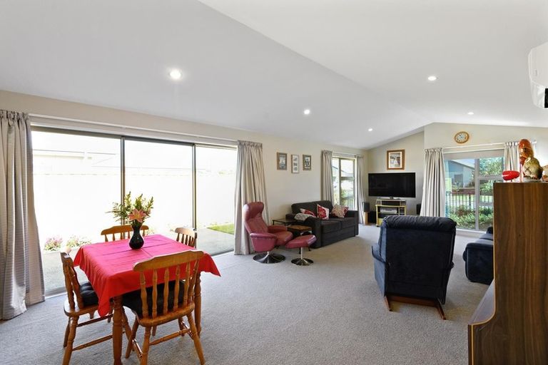 Photo of property in 4 Burford Way, Rolleston, 7615