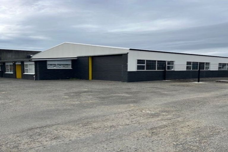 Photo of property in 68-70 Cambridge Street, Levin, 5510