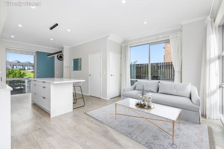 Photo of property in 20 Oioi Road, Hobsonville, Auckland, 0616