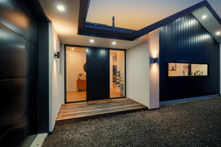 Photo of property in 6 Chatham Rise, Seaward Bush, Invercargill, 9812