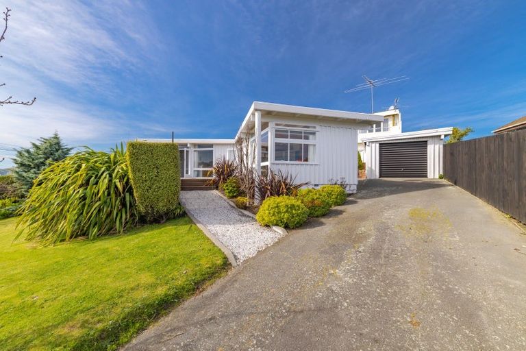 Photo of property in 36 Ranui Crescent, Diamond Harbour,  8971