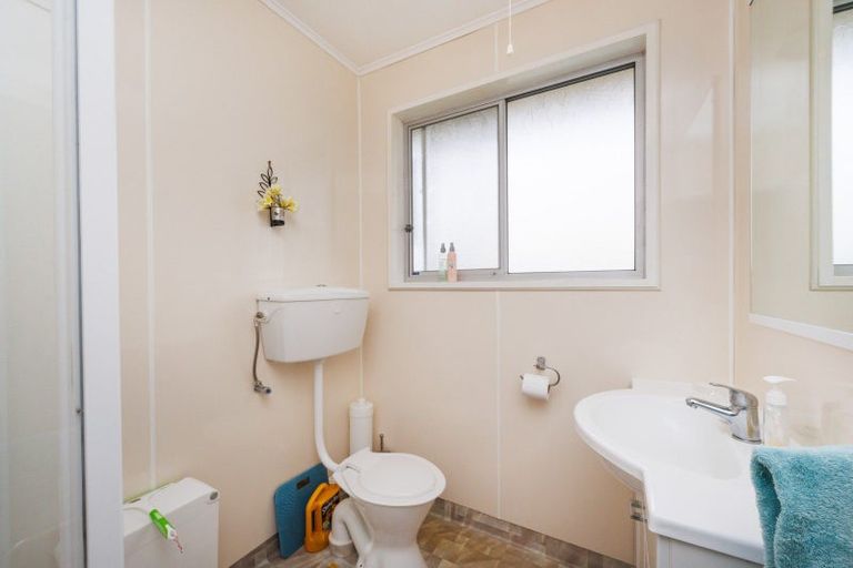 Photo of property in 16a Sandilands Street, Feilding, 4702