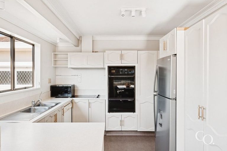 Photo of property in 17 Freyberg Street, Otumoetai, Tauranga, 3110