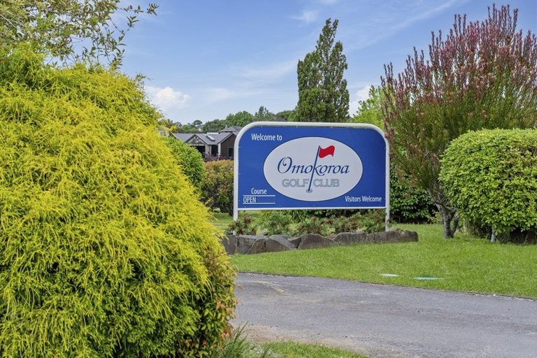 Photo of property in 61 Links View Drive, Omokoroa, 3114