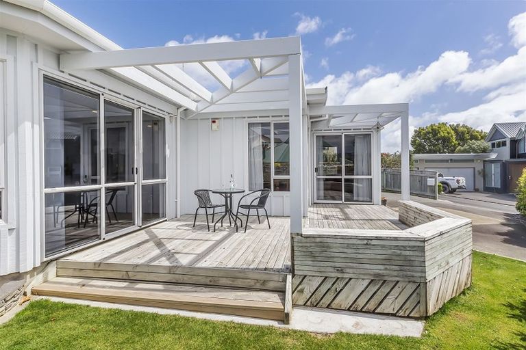 Photo of property in 23 The Masthead, Whitby, Porirua, 5024