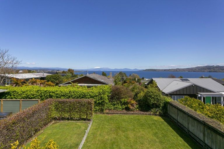 Photo of property in 27 Ngamotu Road, Taupo, 3330