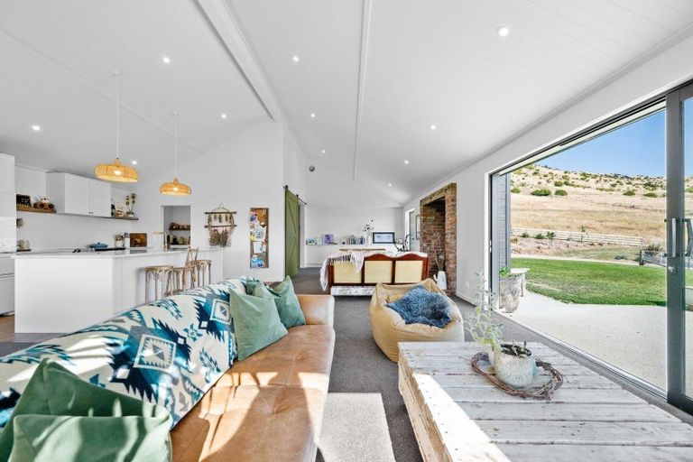 Photo of property in 236 Hawksburn Road, Nevis, Cromwell, 9384