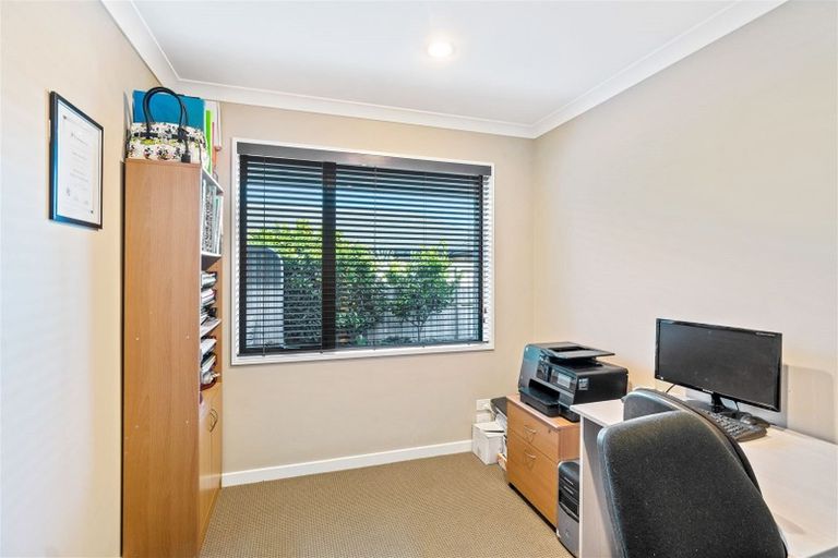 Photo of property in 5 Christie Place, Rolleston, 7614