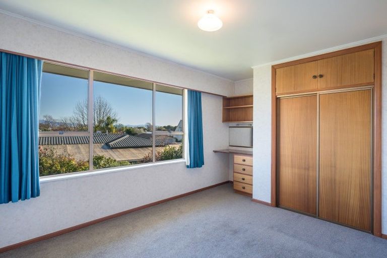 Photo of property in 2 Balmoral Place, Stoke, Nelson, 7011