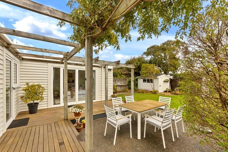 Photo of property in 15 Cholmondeley Avenue, Opawa, Christchurch, 8023
