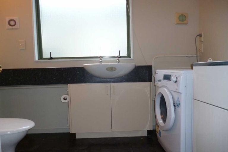 Photo of property in Hagley Mews, 5/454 Hagley Avenue, Christchurch Central, Christchurch, 8011