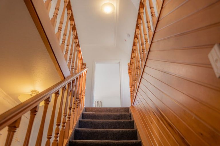 Photo of property in 438 Ruahine Street, Terrace End, Palmerston North, 4410