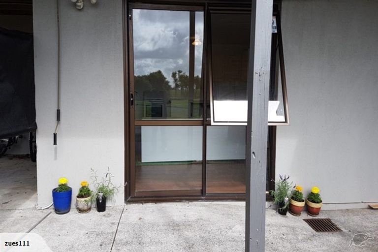 Photo of property in 49a Spinnaker Drive, Whitby, Porirua, 5024