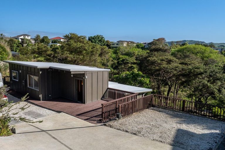 Photo of property in 6 Main Road, Raglan, 3225