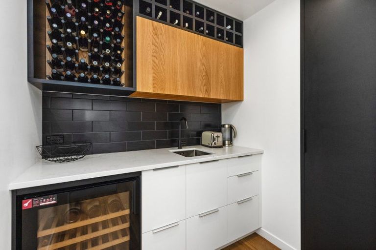 Photo of property in 25a Hetley Crescent, Taradale, Napier, 4112