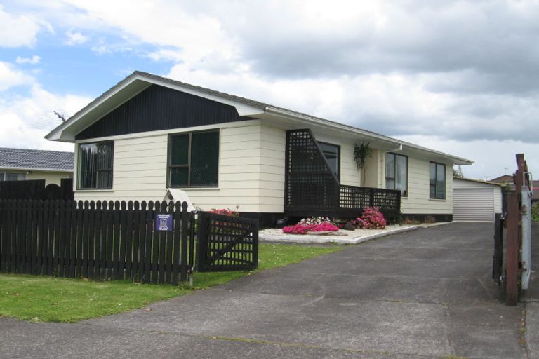 Photo of property in 4 Chantelle Place, Papatoetoe, Auckland, 2025