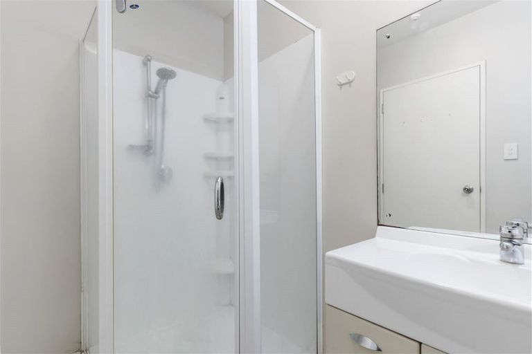 Photo of property in 7/81 Birkenhead Avenue, Birkenhead, Auckland, 0626