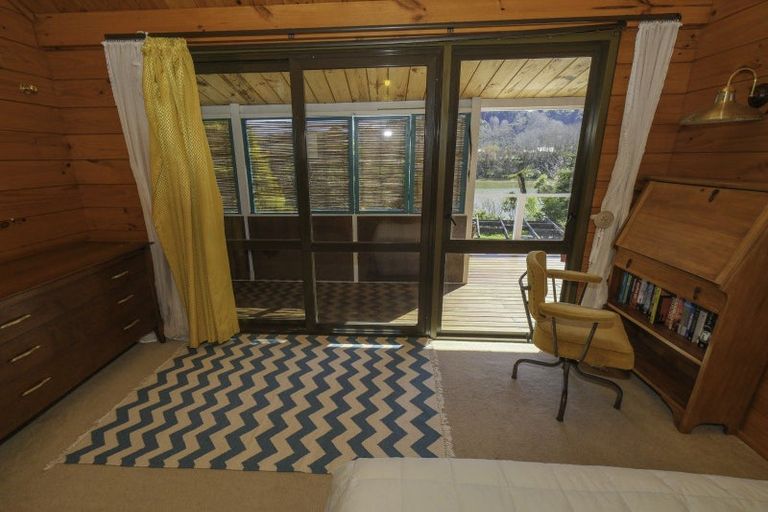 Photo of property in 23 Riverbank Road, Okoia, Whanganui, 4573