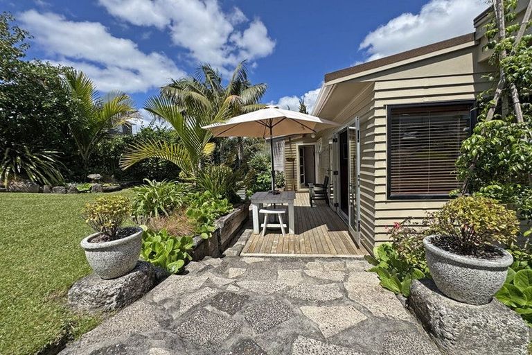 Photo of property in 2/54 Killarney Avenue, Torbay, Auckland, 0630