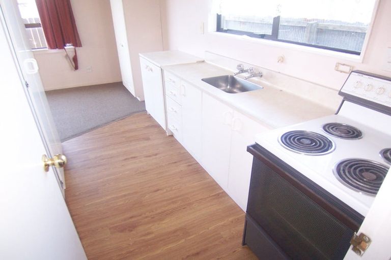 Photo of property in 118 Springs Road, Hornby, Christchurch, 8042