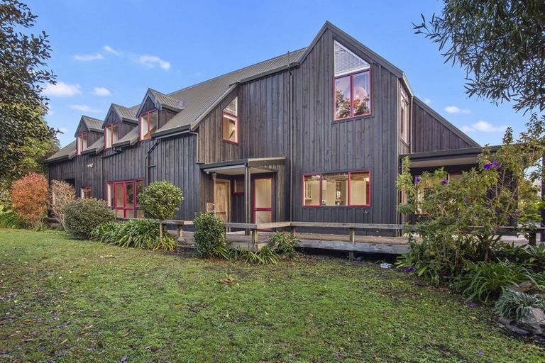Photo of property in 102 Tangiteroria Lane, Pauanui, Hikuai, 3579