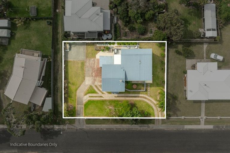 Photo of property in 15 Snell Crescent, Waihi Beach, 3611