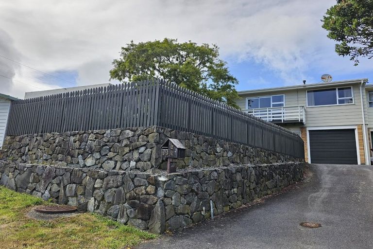 Photo of property in 196f2 Helston Road, Paparangi, Wellington, 6037