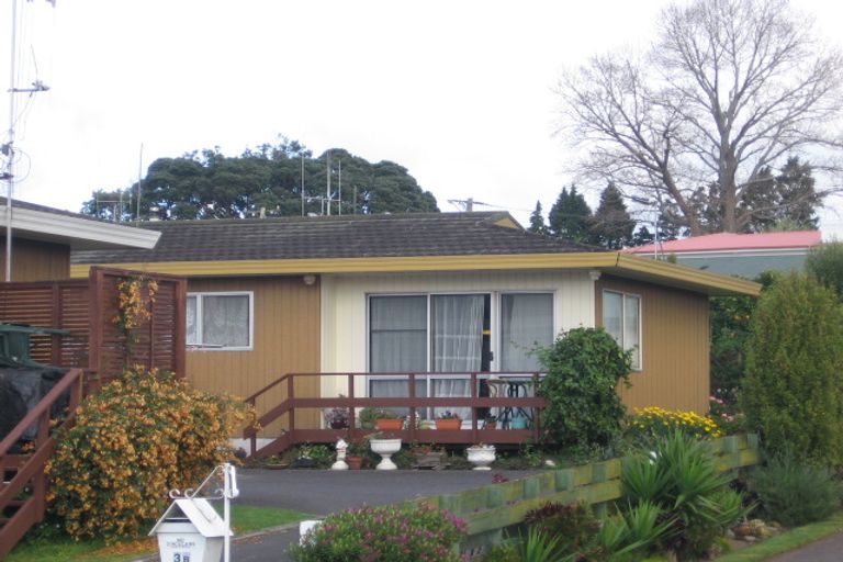 Photo of property in 3 Knox Place, Greerton, Tauranga, 3112