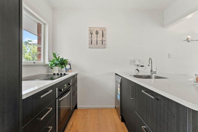 Photo of property in 3/10 Nile Road, Milford, Auckland, 0620