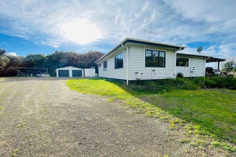 Photo of property in 330 No 2 Road, Te Puke, 3182