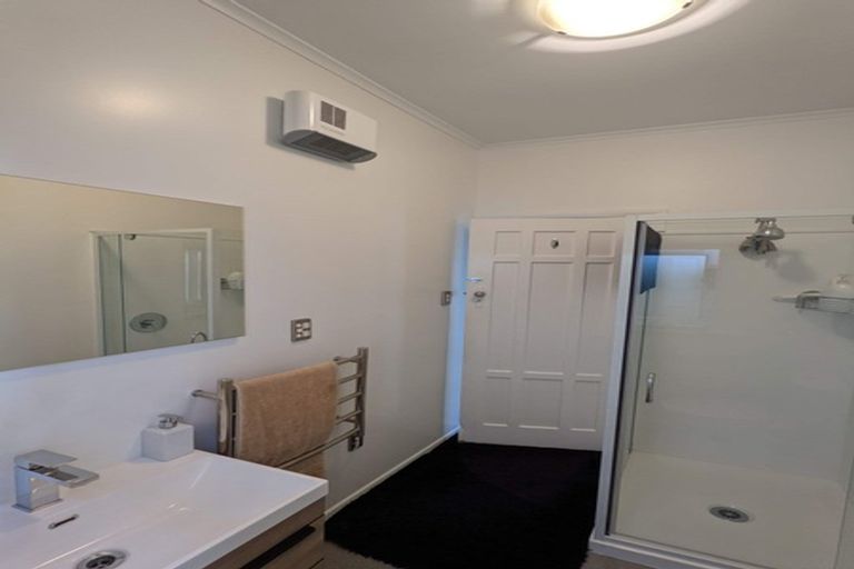 Photo of property in 8/71 Garden Road, Northland, Wellington, 6012