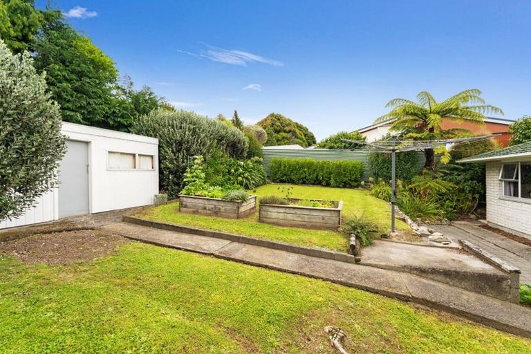 Photo of property in 13 Matenga Street, Waikanae, 5036