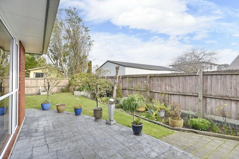 Photo of property in 66 Dunedin Street, Redwood, Christchurch, 8051