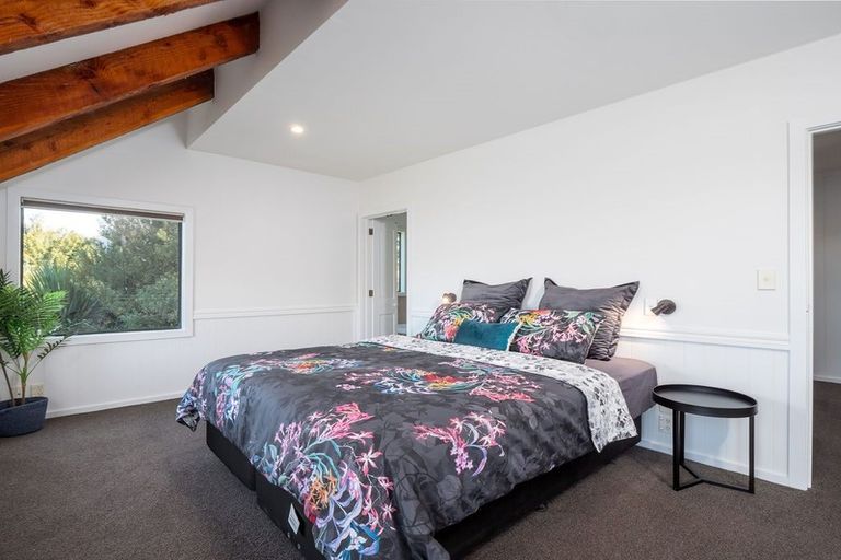 Photo of property in 16 Maxwell Place, Queenstown, 9300