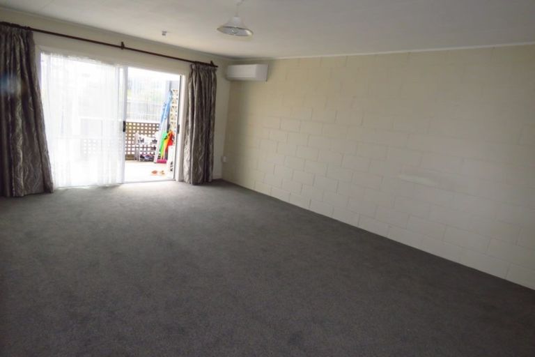 Photo of property in 223-225 Palmerston Street, Westport, 7825