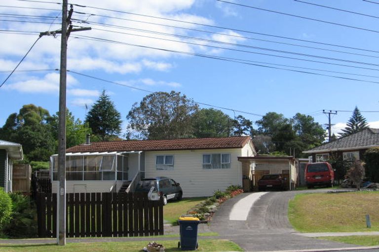 Photo of property in 83 Eskdale Road, Birkdale, Auckland, 0626