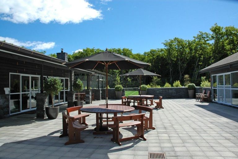 Photo of property in 52 Parawera Drive, Acacia Bay, Taupo, 3330