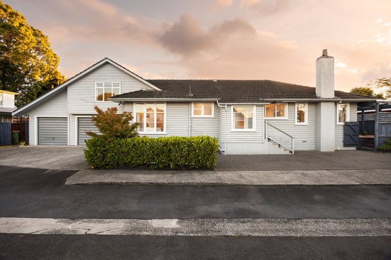 Photo of property in 6 Milburn Lane, Hillcrest, Hamilton, 3216