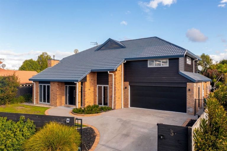 Photo of property in 5 Keswick Crescent, Huntington, Hamilton, 3210