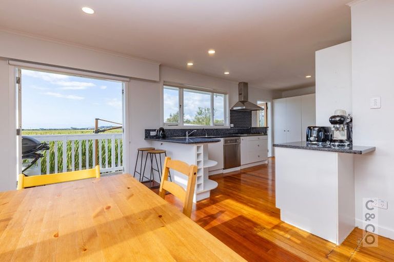 Photo of property in 15a Springs Road, Parakai, 0830