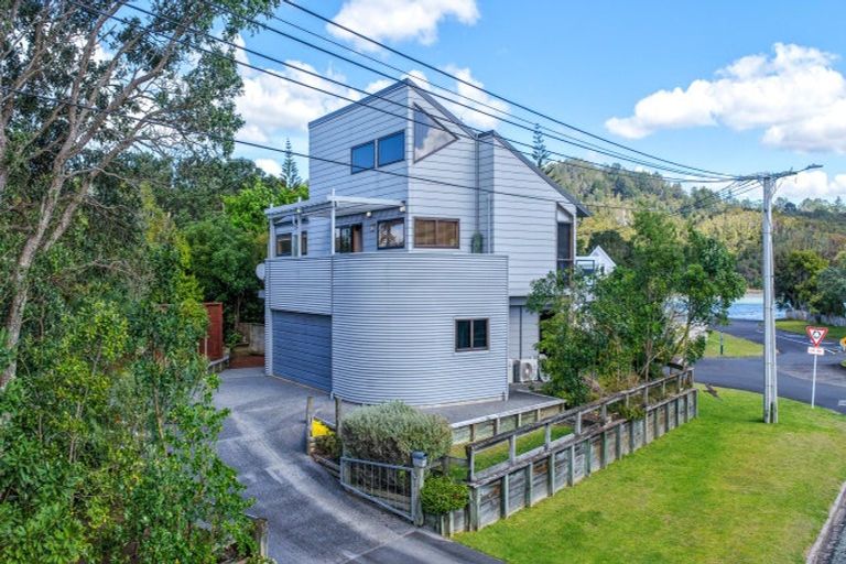 Photo of property in 104 Kotuku Street, Whangamata, 3620