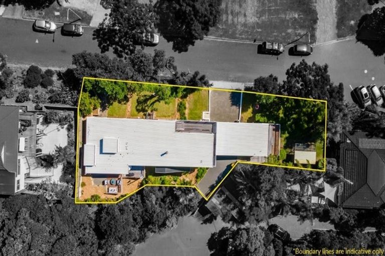 Photo of property in 193 Sandspit Road, Shelly Park, Auckland, 2014