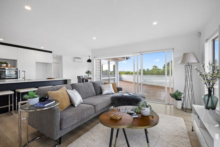 Photo of property in 13 O Ruamano Crescent, Pukekohe, 2120