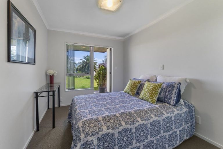 Photo of property in 4/1 Marine Parade, Paraparaumu Beach, Paraparaumu, 5032