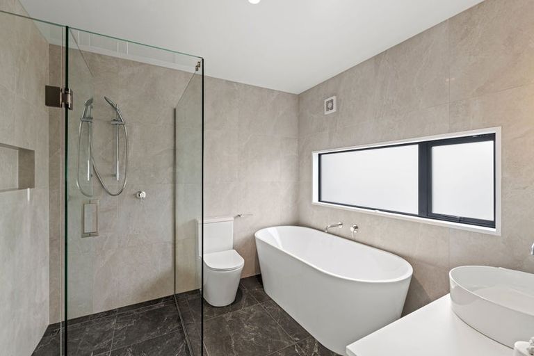 Photo of property in 1/11 Carlton Mill Road, Merivale, Christchurch, 8014