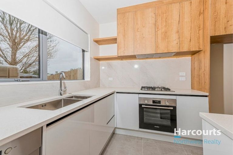 Photo of property in 31b Statesman Street, Henderson, Auckland, 0612