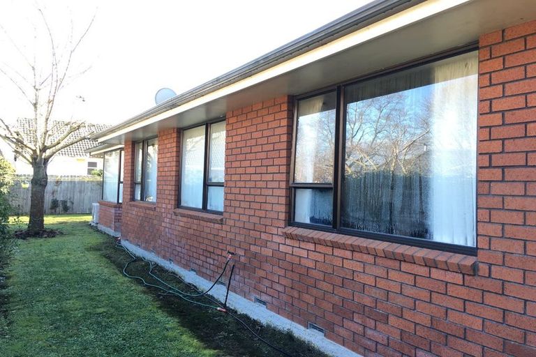 Photo of property in 52 Truman Road, Bryndwr, Christchurch, 8053