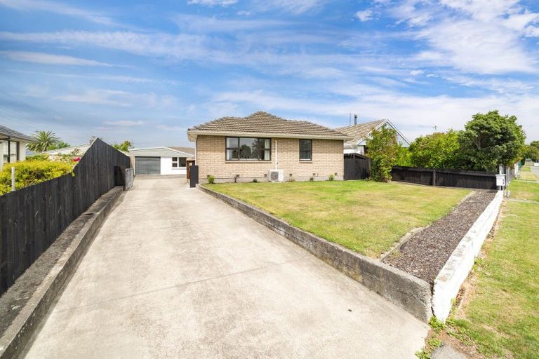 Photo of property in 33 Steele Street, Hornby, Christchurch, 8042